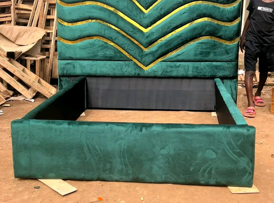 Modern bed 5×6