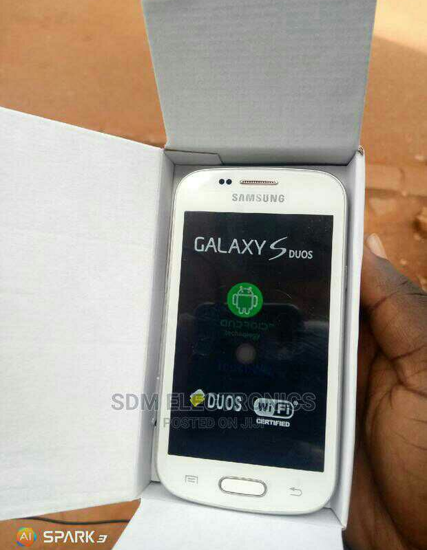 samsung galaxy trendlite smartphone